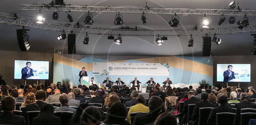 Hans-Joachim Fuchtel, Staatssekretaer im BMZ spricht auf der COP23