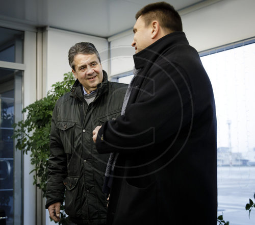 Gabriel reist in die Ukraine