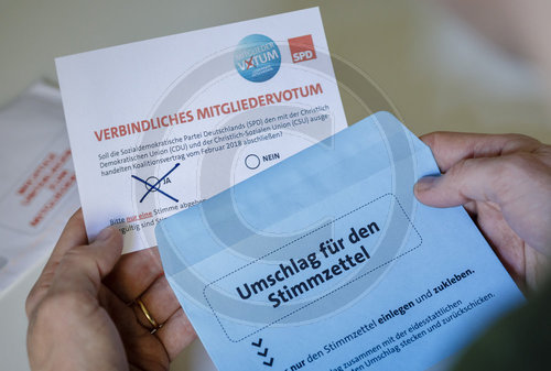 Wahlunterlagen zum Mitgliedervotum der SPD