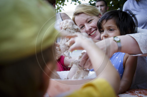 BM Giffey besucht Nachbarschaftsfest