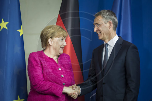 Angela Merkel trifft NATO-Generalsekretaer Jens Stoltenberg
