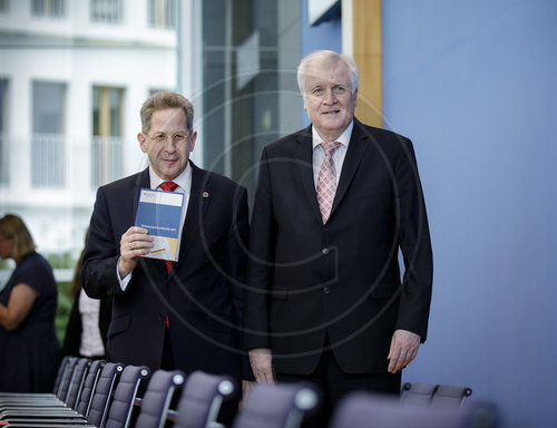 BM Seehofer Verfassungsschutzbericht 2017