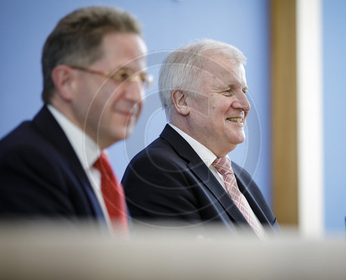 BM Seehofer Verfassungsschutzbericht 2017