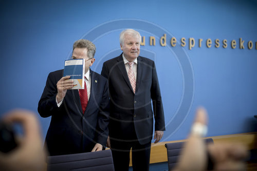 BM Seehofer Verfassungsschutzbericht 2017