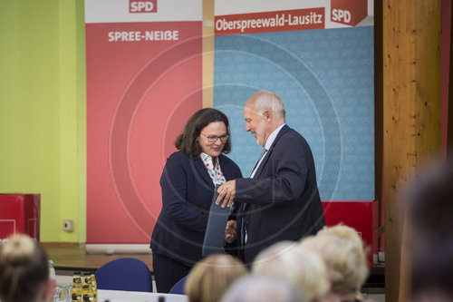 Andrea Nahles trifft SPD-Unterbezirke
