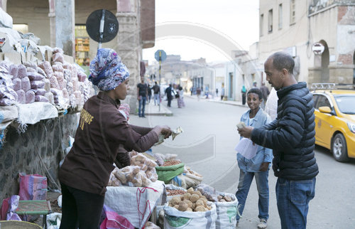 Verkauf von Linsen in der Altstadt von Asmara