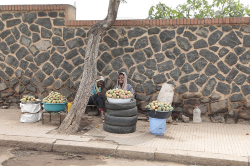 Strassenszene in Asmara in Eritrea