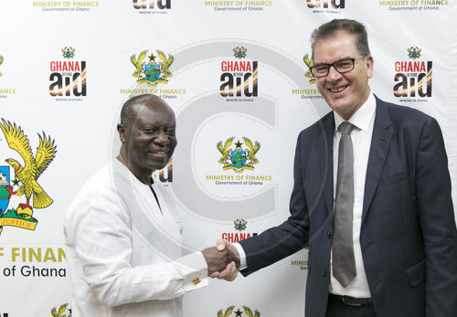 Bundesentwicklungsminister Gerd Mueller, CSU, und Ken Ofori-Atta, Finanzminister der Republik Ghana