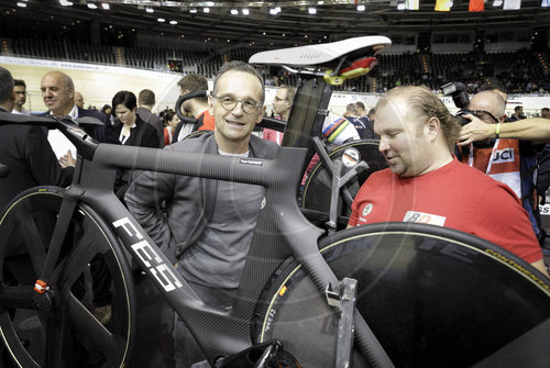 BM Maas besucht den Bahnrad-Weltcup in Berlin