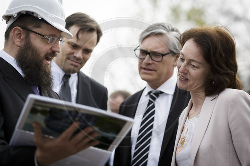 BM Barley besucht Baustelle des Pears Juedischen Campus