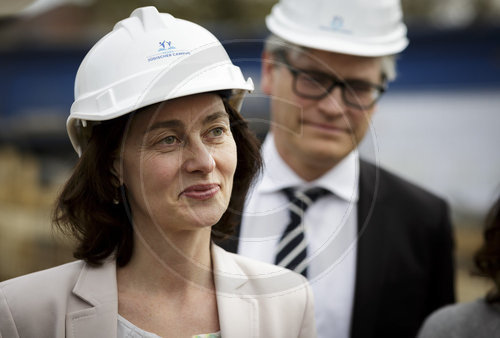 BM Barley besucht Baustelle des Pears Juedischen Campus