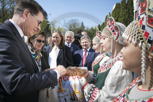 Bundesentwicklungsminister Gerd Mueller, CSU, in Woronesch