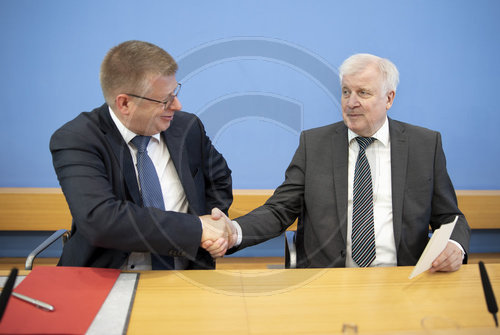 Seehofer - Haldenwang