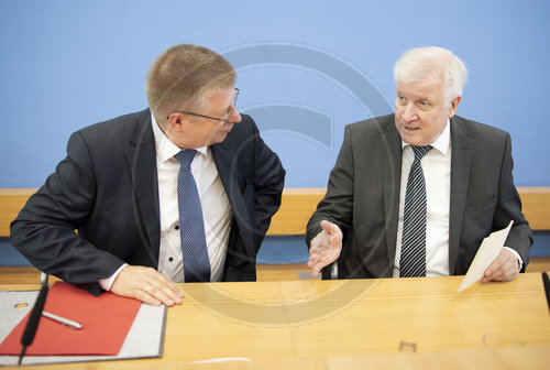 Seehofer - Haldenwang