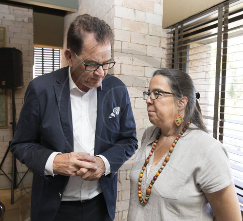 Bundesentwicklungsminister Gerd Mueller, CSU, trifft NGO-Vertreter der indigenen Bevoelkerung