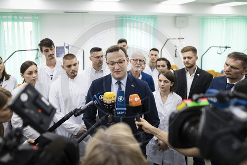 BM Spahn reist in den Kosovo