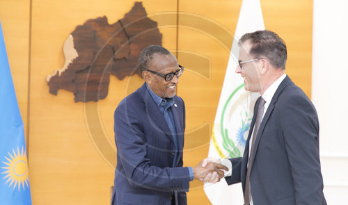 Bundesentwicklungsminister Gerd Mueller, CSU und Kagame