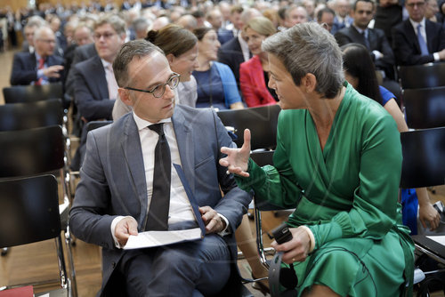 BM Maas trifft Margrethe Vestager