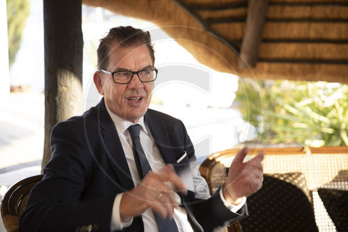 Bundesentwicklungsminister Gerd Mueller, CSU, in Namibia