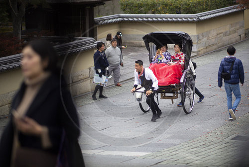 BM Maas reist nach Japan