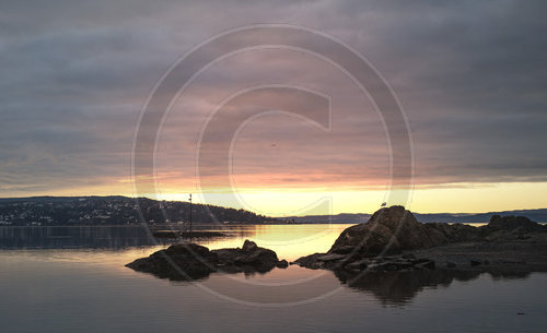 Sonnenaufgang am Strand von Oslo