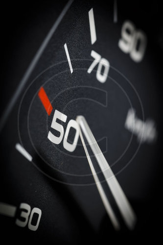 Geschwindigkeitsbegrenzung 50 km/h