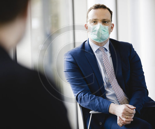 BM Spahn besucht Uniklinik Duesseldorf