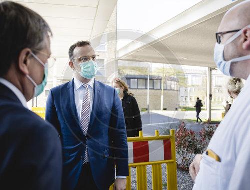 BM Spahn besucht Uniklinik Duesseldorf