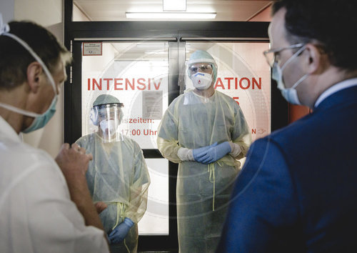 BM Spahn besucht Uniklinik Giessen