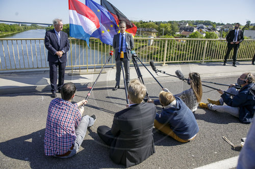 BM Maas reist nach Schengen