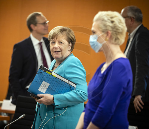 Gespraech Merkel mit den Regierungschefs der Laender