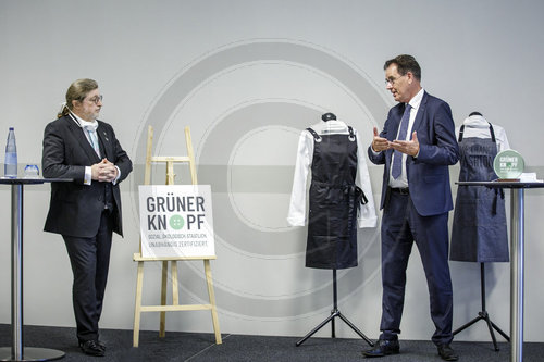 BM Mueller bei PK Dorint Gruener Knopf