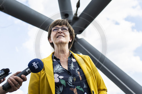 SPD-Vorsitzende reisen durch das Ruhrgebiet