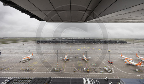 Eroeffnung Terminal 1 am Flughafen BER Willy Brandt