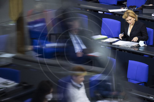 Julia Kloeckner im Bundestag