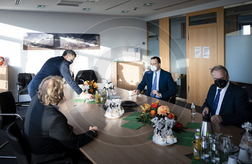 Bundesminister Spahn besucht IDT Biologika