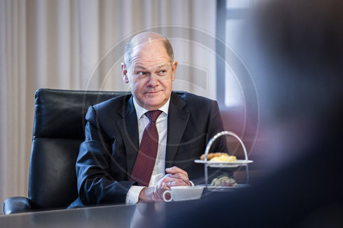 Olaf Scholz besucht BASF und Biontech