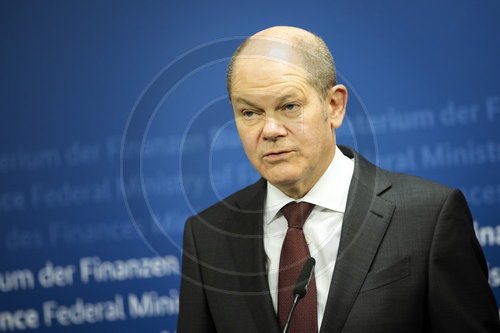 BM Scholz Doorstep zum ECOFIN-Treffen