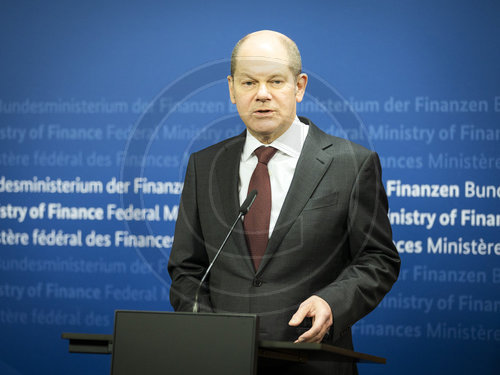 BM Scholz Doorstep zum ECOFIN-Treffen