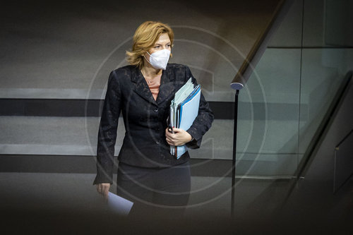BMin Kloeckner im Bundestag