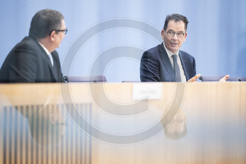 Vorstellung des UNFPA-Weltbevoelkerungsberichts 2021