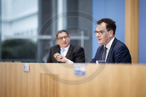 Vorstellung des UNFPA-Weltbevoelkerungsberichts 2021