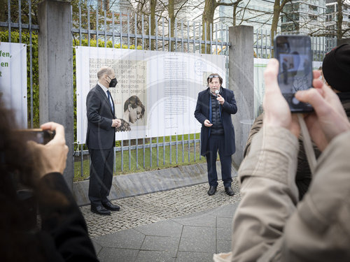 Bundesfinanzminister Scholz bei Aussetellungseroeffnung Sophie Scholl