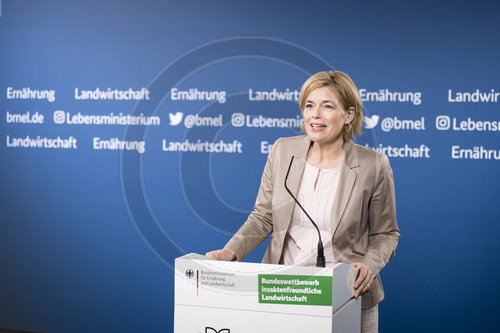 Julia Kloeckner bei Preisverleihung Inssektenwettbewerb