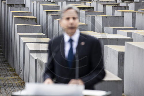 US-Aussenminister Blinken besucht Holocaust-Mahnmal