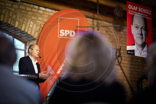 Olaf Scholz bei Buergergespraech