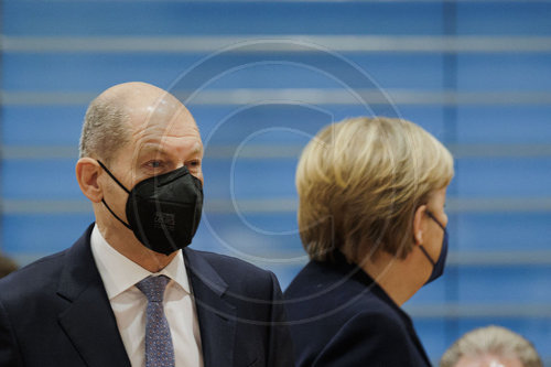 Angela Merkel, Olaf Scholz