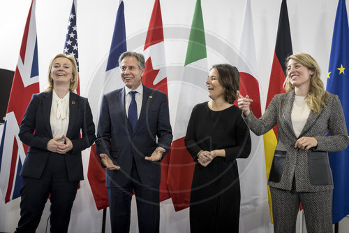 Baerbock bei G7 Aussenminister
