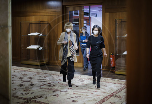 Annalena Baerbock trifft Helga Schmid