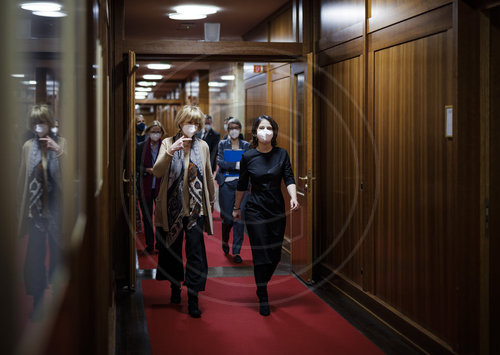 Annalena Baerbock trifft Helga Schmid